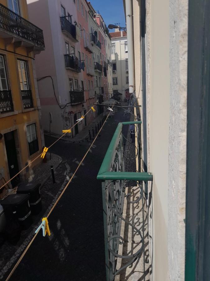 Chiado / Carmo Small Artist Lodge Lisbon Bagian luar foto